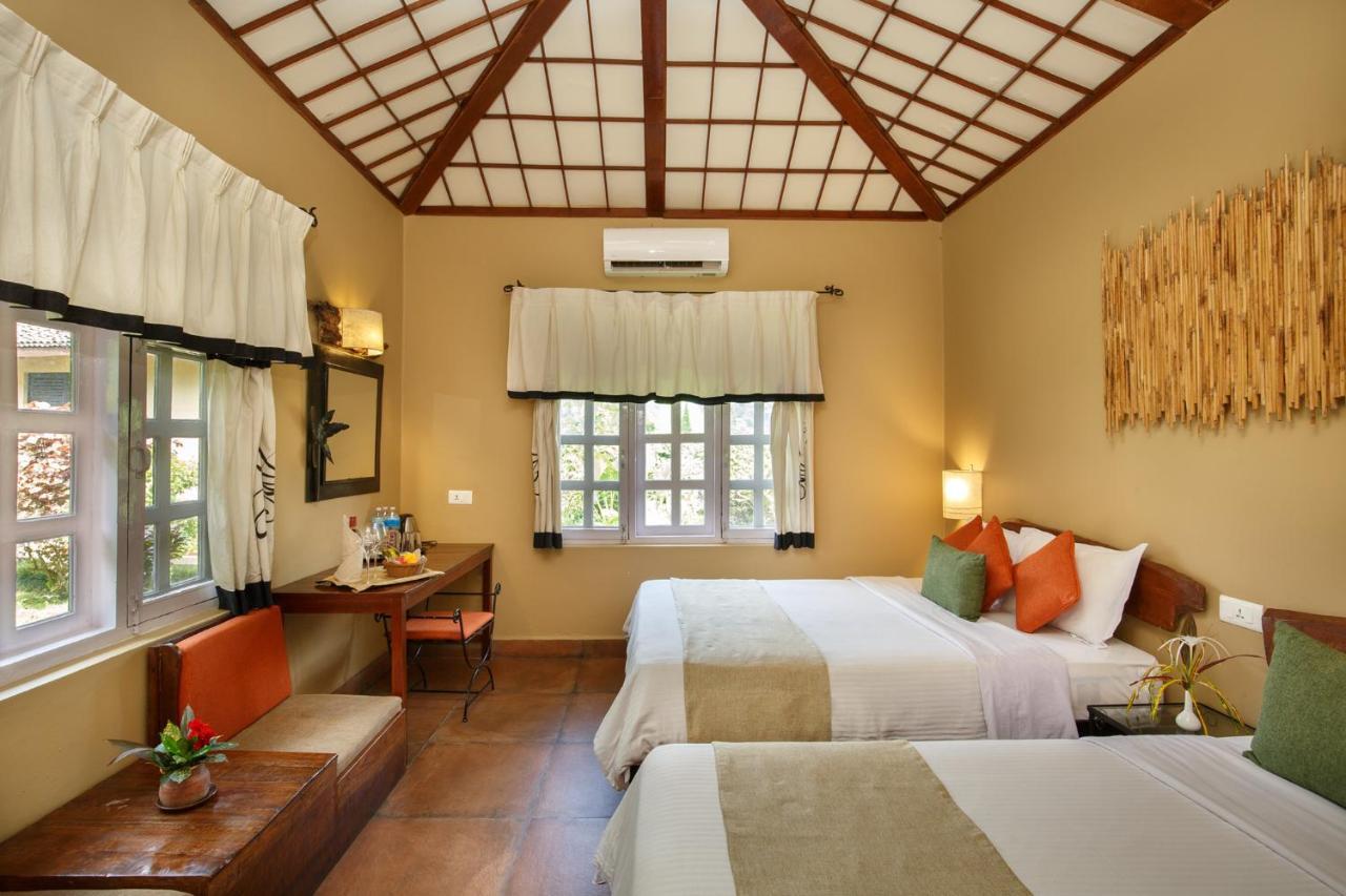 Resort Mansions Jungle Sauraha